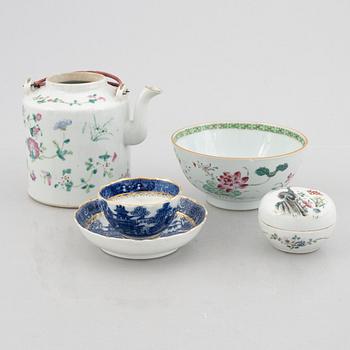 Parti porslin, 4 delar, Kina, Qingdynastin, 1700-1800-tal.