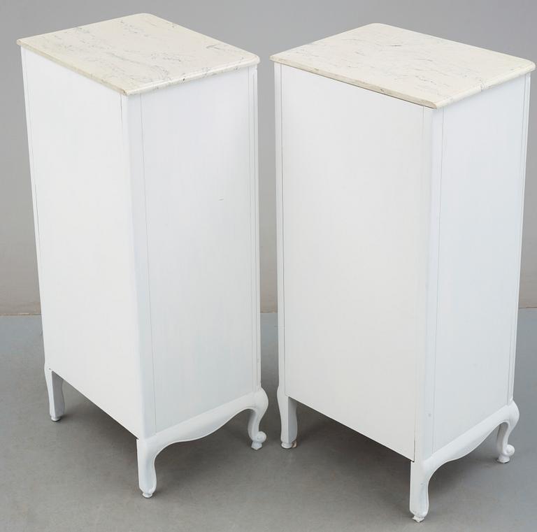 BYRÅER, ett par, 1900-tal.