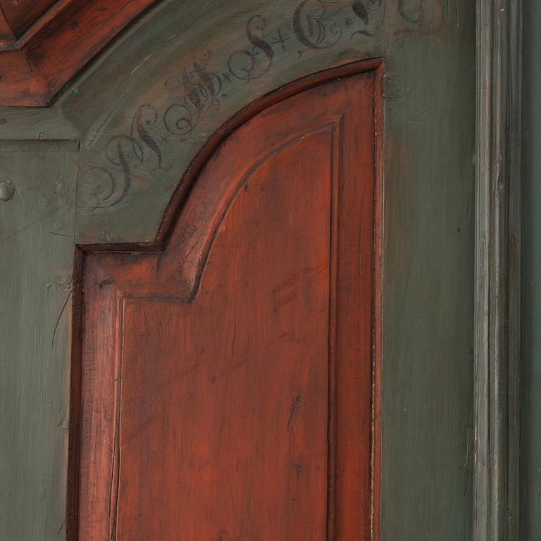 A Cabinet, 18th century..