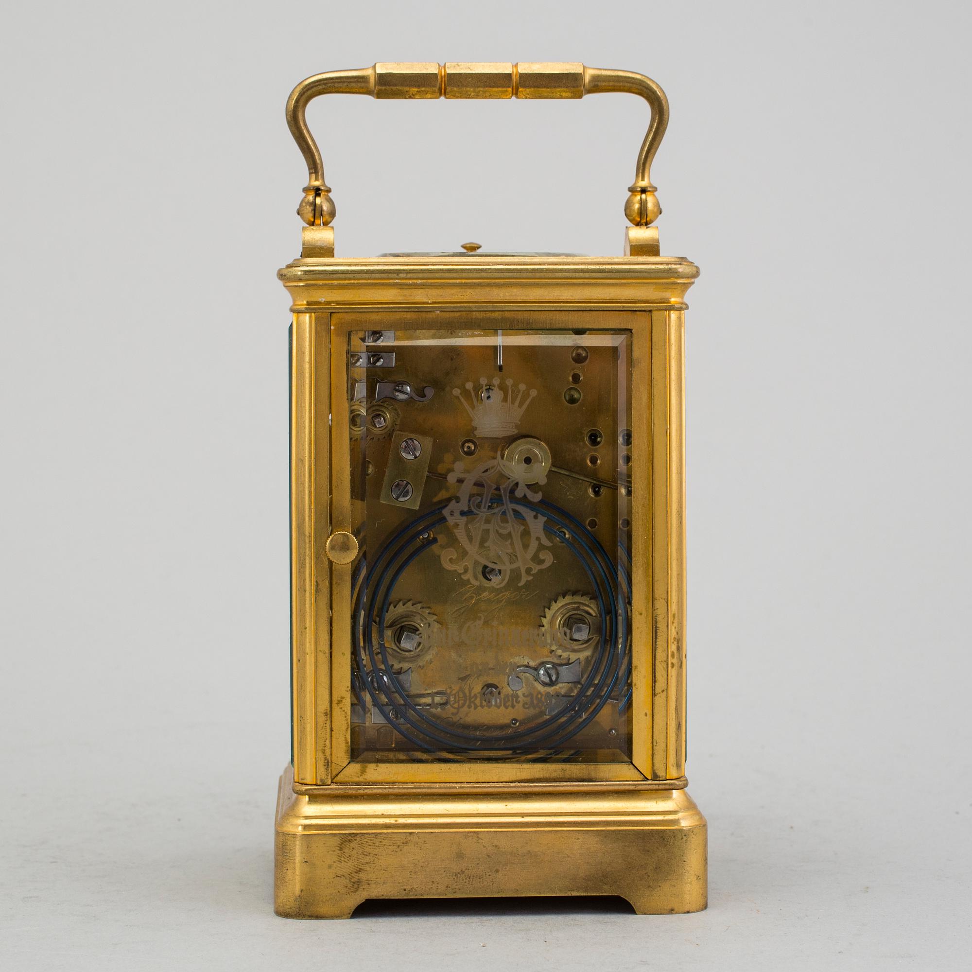 K. REINHOLDT & SOHN, Hofuhrmacher, Karlsruhe - Bordsur / Reseur, 90 x 140 x 80 mm.