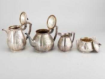 TESERVIS 4 dlr låghaltigt silver tidigt 1900-tal.