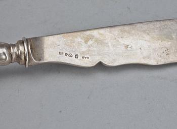 BESTICK, 6 st, silver, "Spetsig svensk", mest GAB, 1800-1900-tal. Totalvikt ca 300 gram.