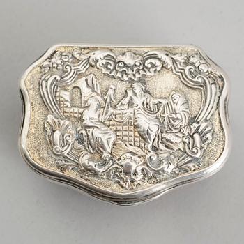 DOSA, silver, möjligen Nils Orstedt, Norrköping 1764. Vikt ca 62 gram.