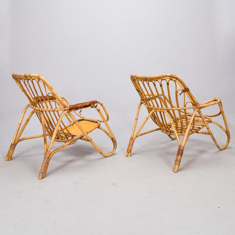 Lasse Ollinkari, a pair of mid-20th century 'Bunkku' wicker armchairs.