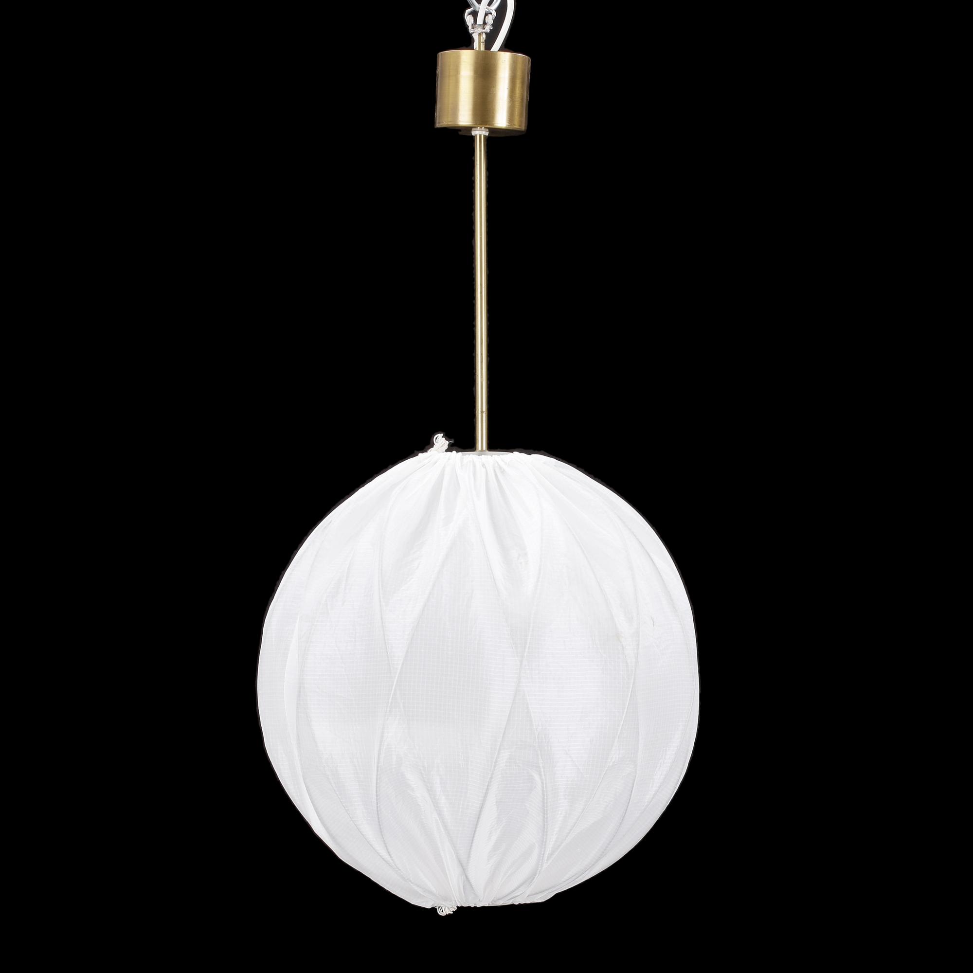 TAKLAMPA, "Pia", Tore Ahlsén, Gärsnäs, 1900-talets andra hälft. Höjd ca 80 cm.