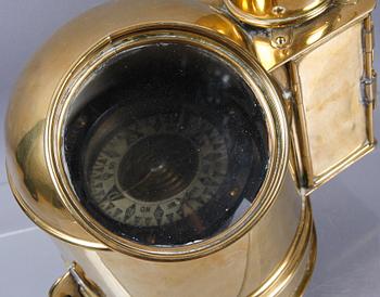 KOMPASSHUS MED KOMPASS, mässing, märkt GW Lyth, Stockholm 1800-tal.