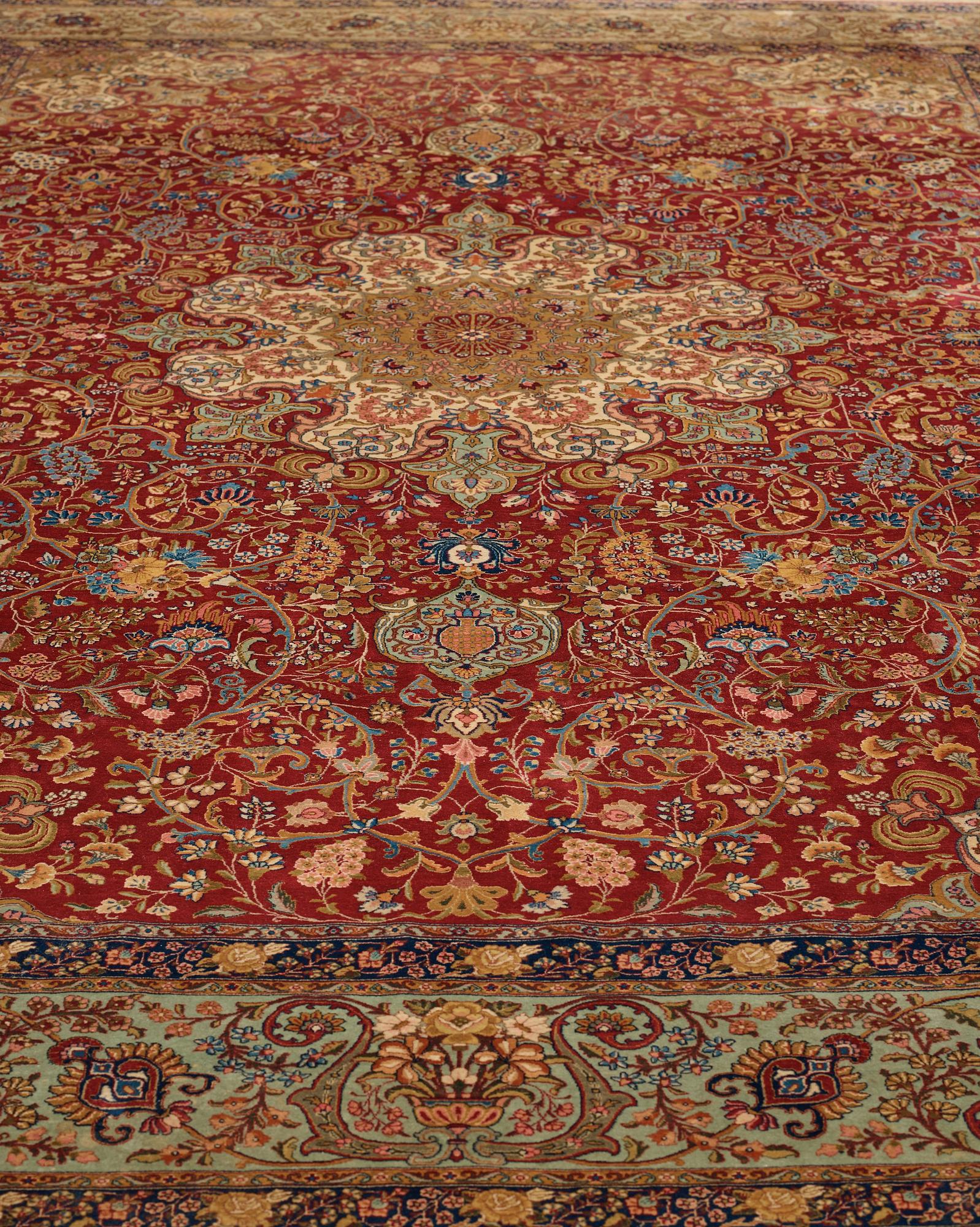 MATTO, a semi-antique Tabriz, ca 339 x 253,5 cm.