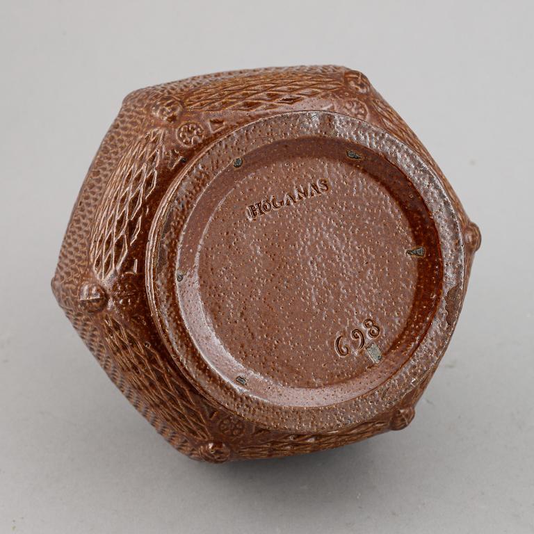 A stoneware Höganäs tobacco box, ca 1900.