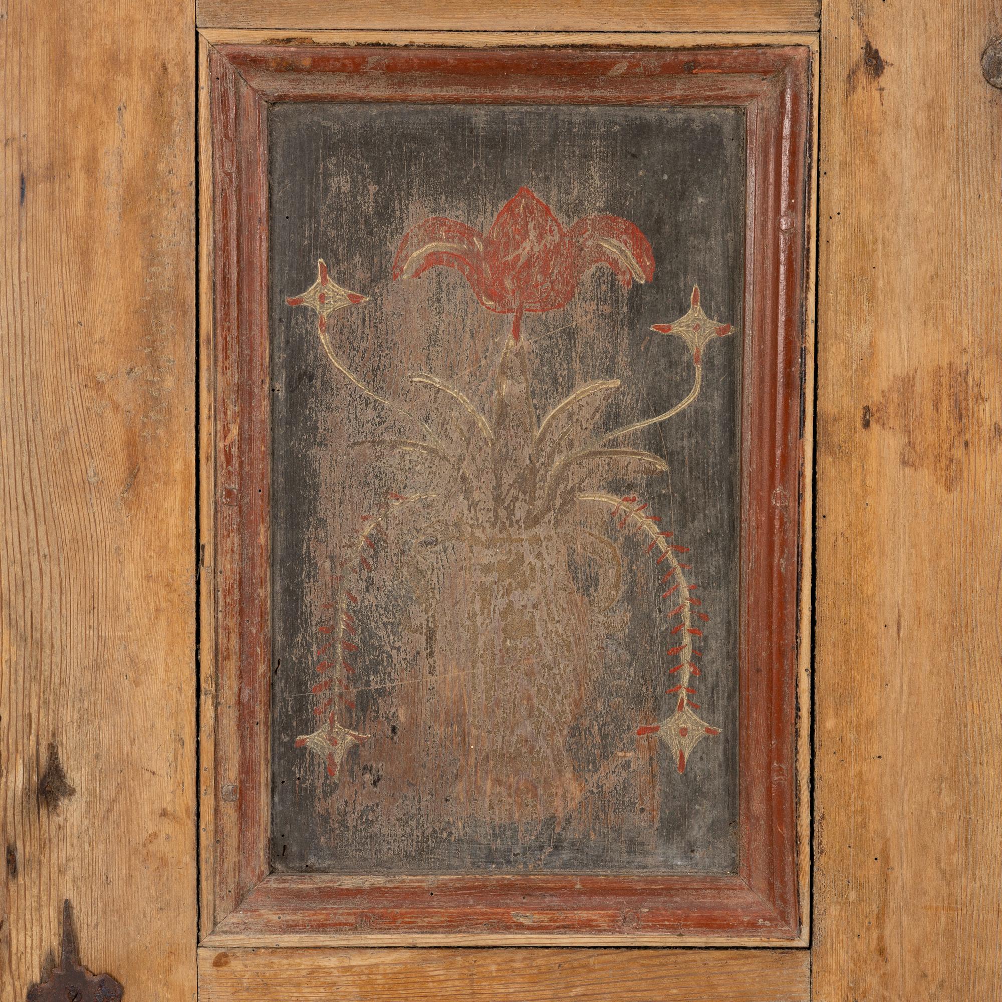 A Swedish provincial cabinet, dated 1753.