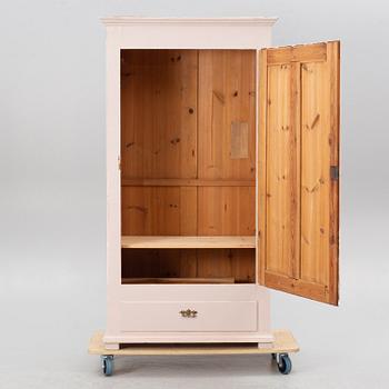 Skåp, 1800-talets slut.