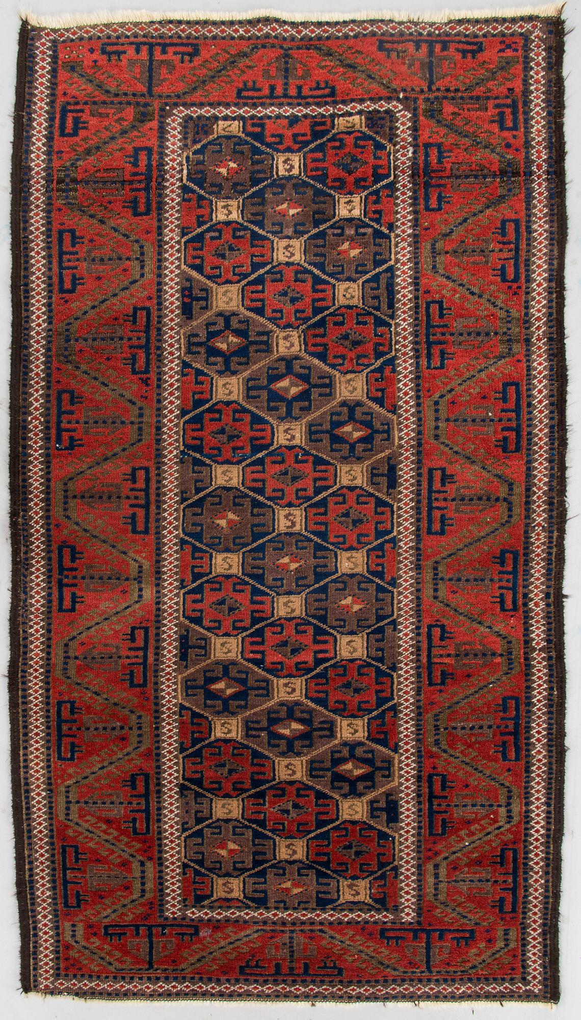 A carpet, Persian, Beluch, antique. Ca. 162 x 92 cm.