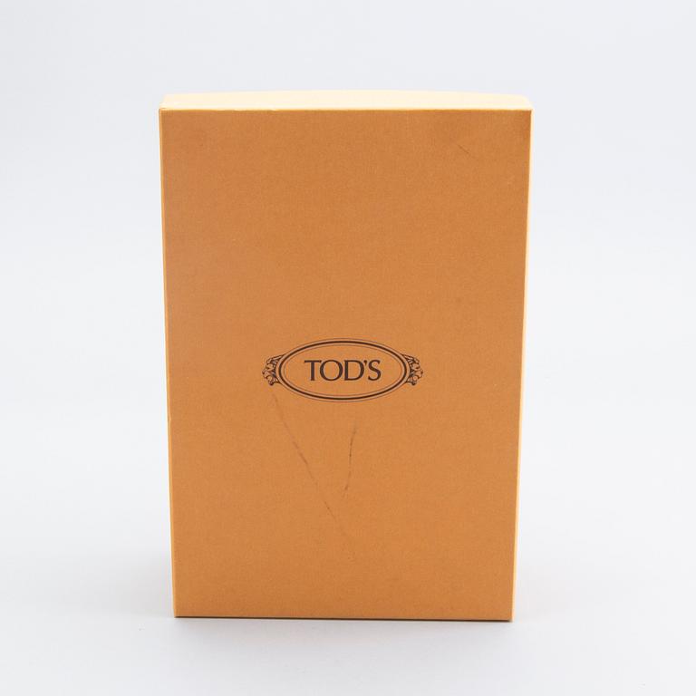 Tods`s och Roger Vivier, skor 2 par 37-37,5 enligt märkning.