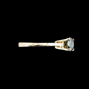 RING, 14 k guld, turkosblå briljantslipad diamant ca 0.90 ct.