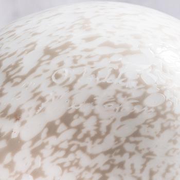 Oiva Toikka, three glass birds with egg, signed O. Toikka Nuutajärvi.