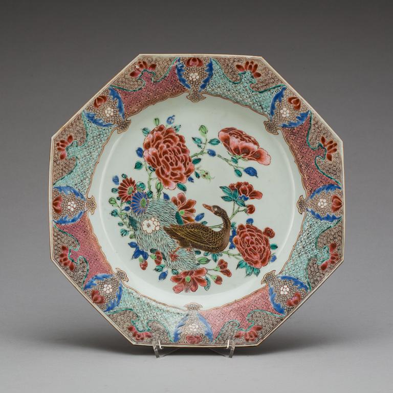 FAT, porslin, famille rose, Qianlong (1736-95).