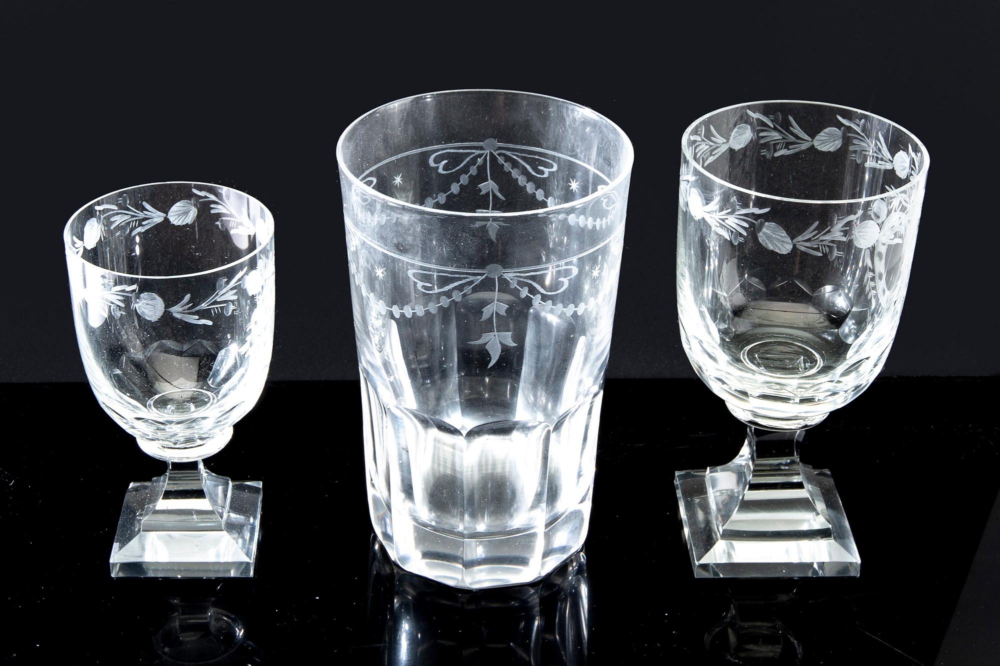 Servis 39 dlr 1900-talets första hälft.