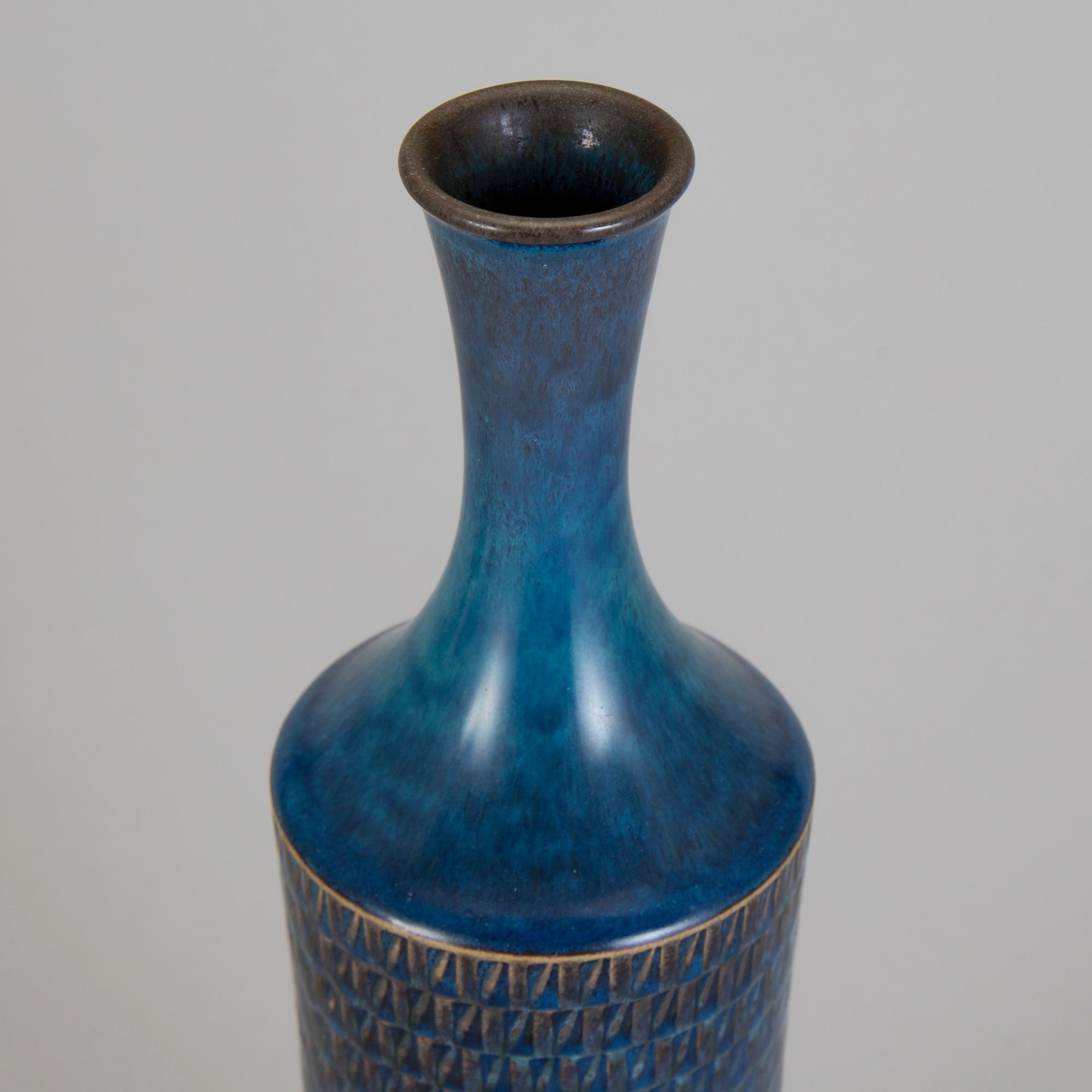 VAS, stengods, Stig Lindberg, Gustavsberg studio 1963.