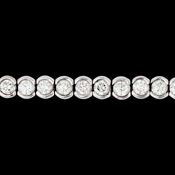 1180. ARMBAND, briljantslipade diamanter, tot. ca 5 ct.