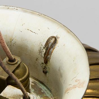 Paavo Tynell, a 1930s '1926' lamp shade / pendant light for Taito.