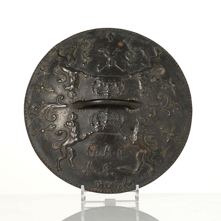 Bröllopsgryta, Hellefors styckebruk, daterad 1807.