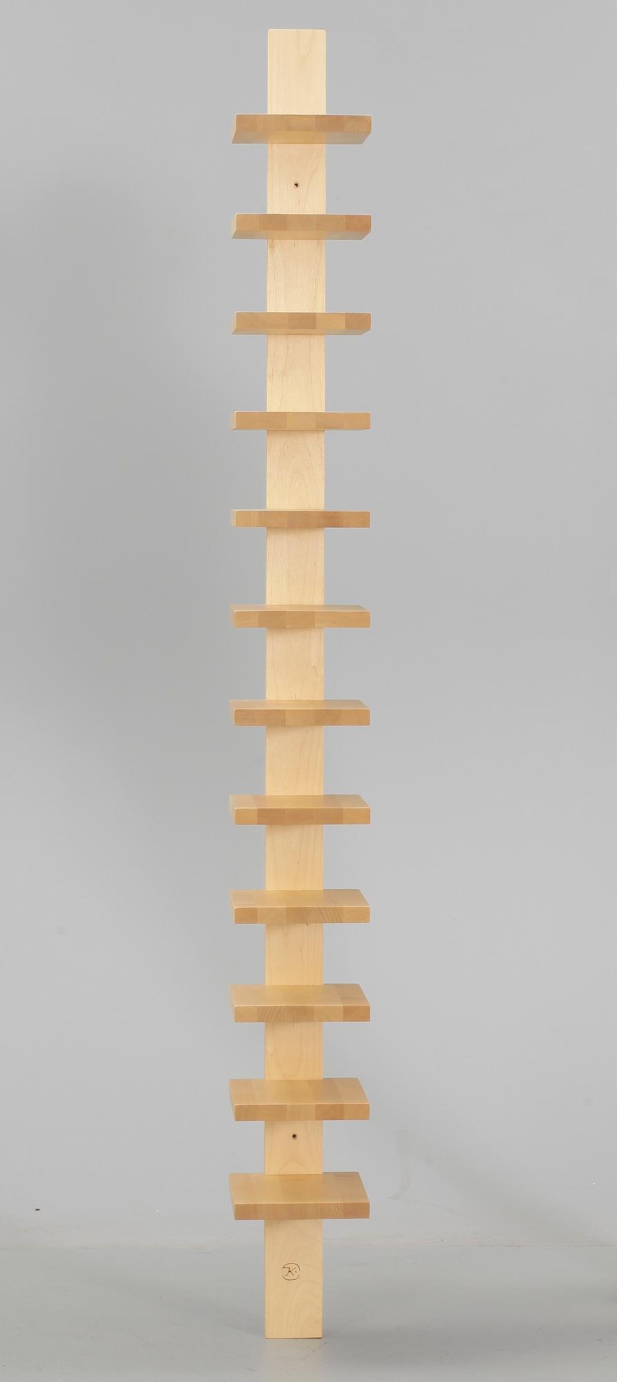 HYLLA, "Pilaster", John Kandell, Källemo, sent 1900-tal.