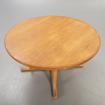 Kurt Østervig, Dining table for Jason Möbler, Denmark.