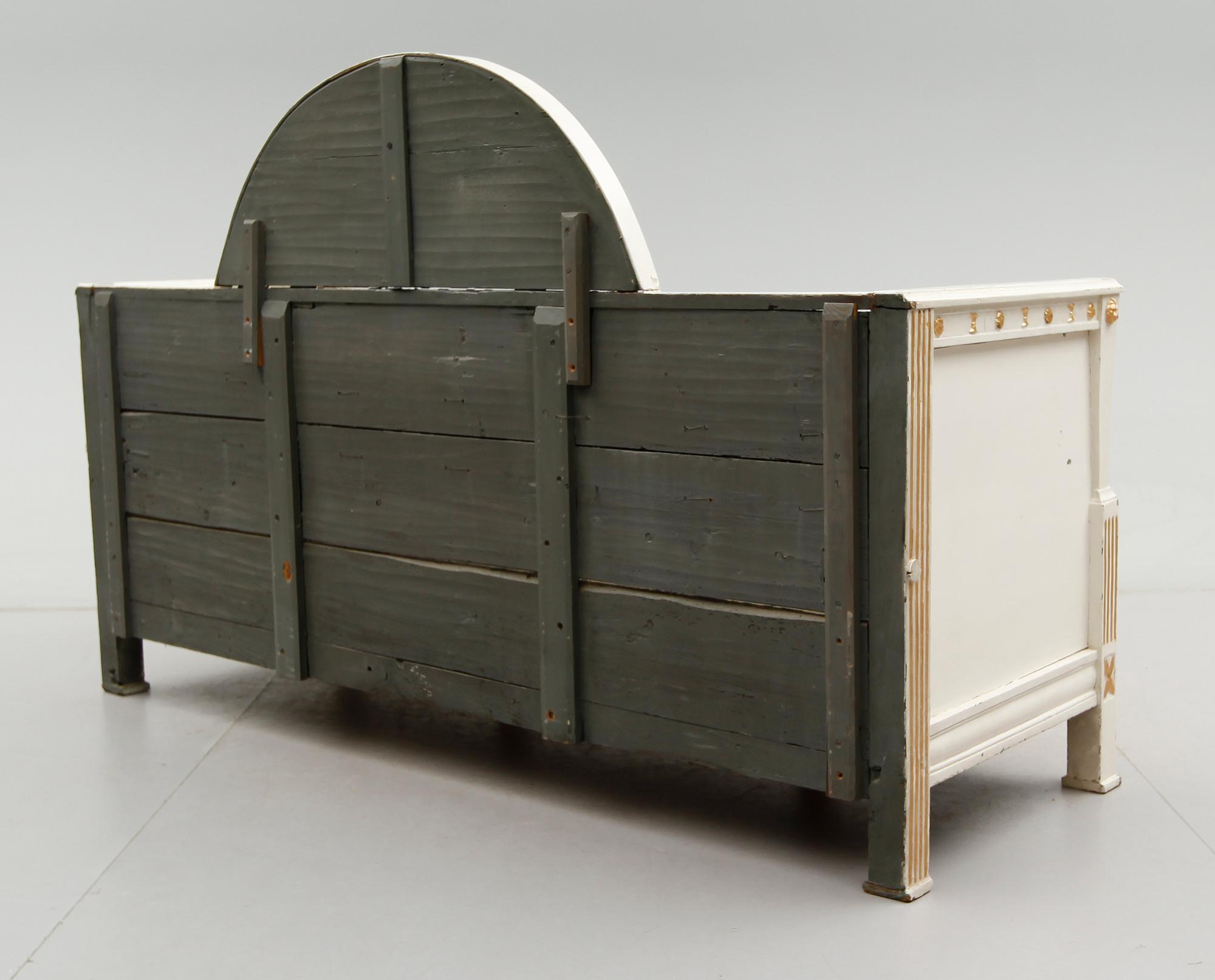 SOFFA, gustavianskt provinsarbete, omkring år 1800.