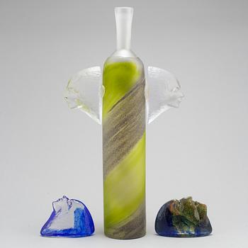 KJELL ENGMAN, a vase and two glass sculptures, Kosta Boda, Signed.