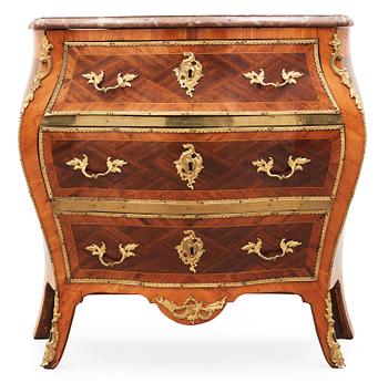 365. A Swedish Rococo 18th century commode.