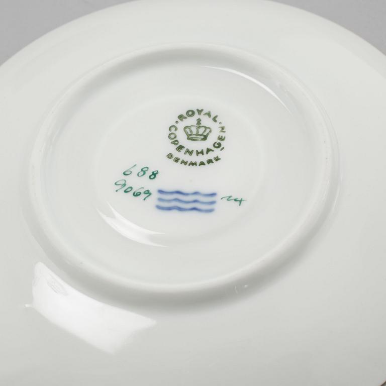 KAFFESERVIS, 26 delar, porslin, "Brun rose", Royal Copenhagen, 1900-talets andra hälft.