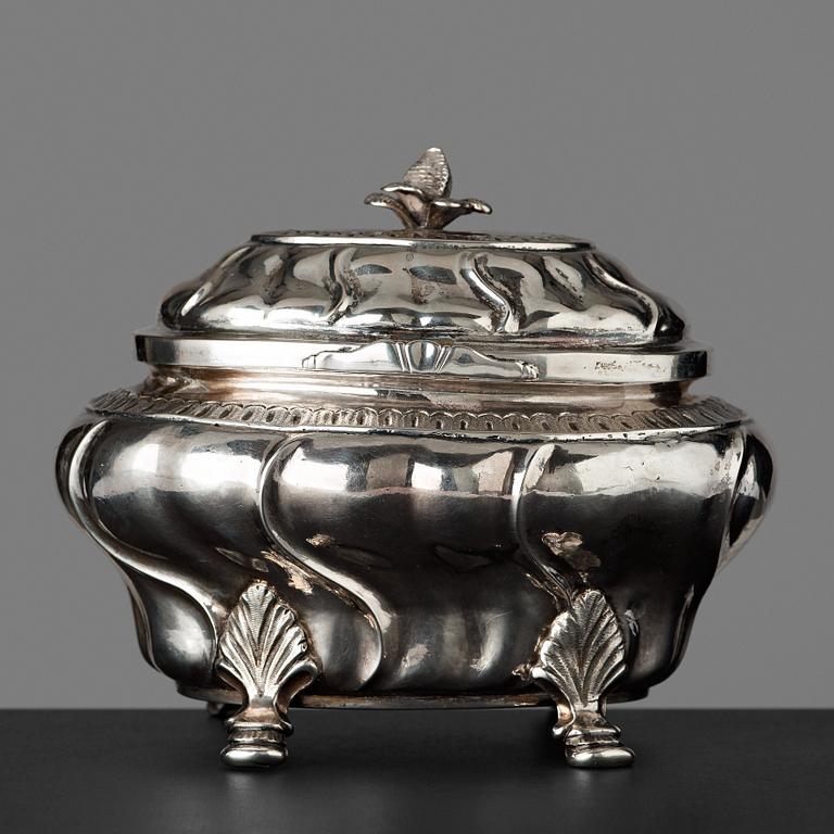 SOCKERSKRIN, av Johan Andersson Starin, mästare i Stockholm 1723-56, rokoko.