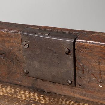 An English mahogany cabinet, 19th Century.