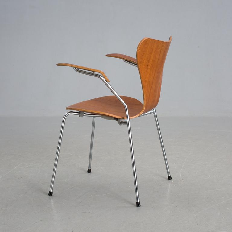 KARMSTOL, "Sjuan", Arne Jacobsen, Fritz Hansen. 1970.