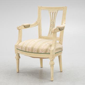 A Gustavian chair, circa 1800.