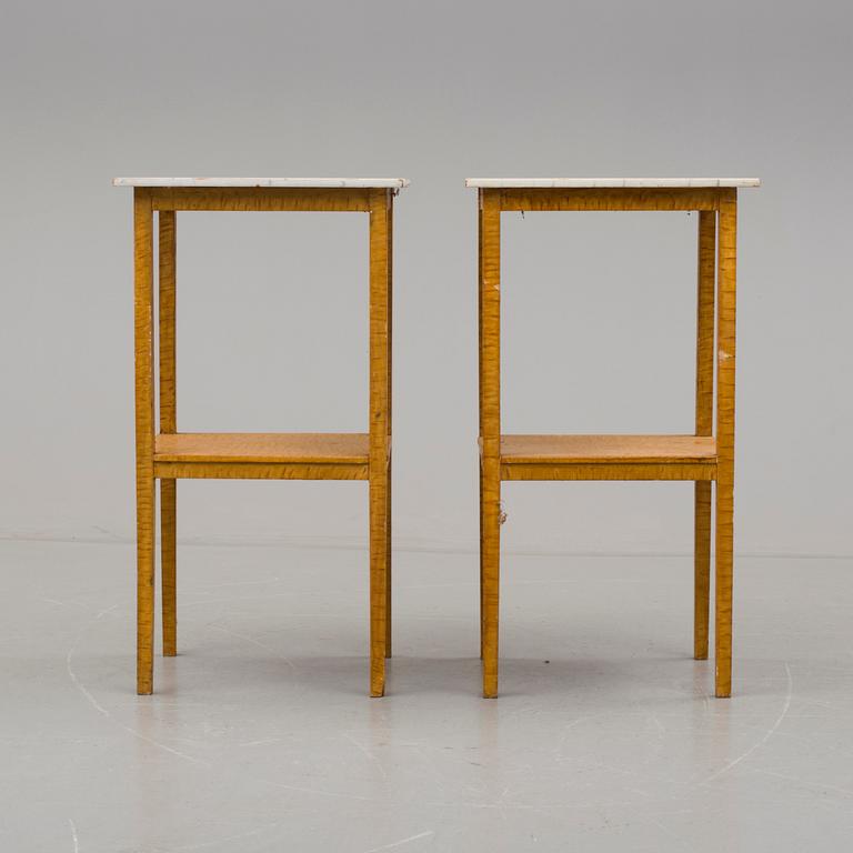 SÄNGBORD, ett par, 1900-talets första hälft.