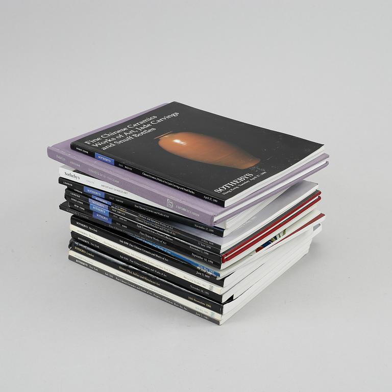 Auktionskataloger, 19 st, Sotheby's, asiatisk konsthantverk, 1985-2016.