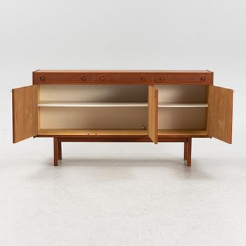 Sideboard, 1900-talets andra hälft.