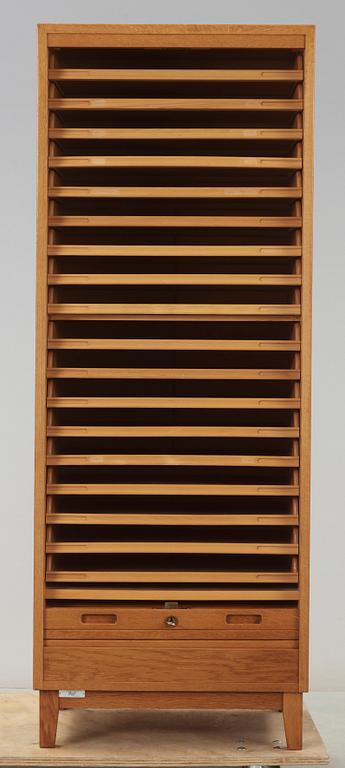 ARKIVSKÅP, 1900-talets andra hälft.