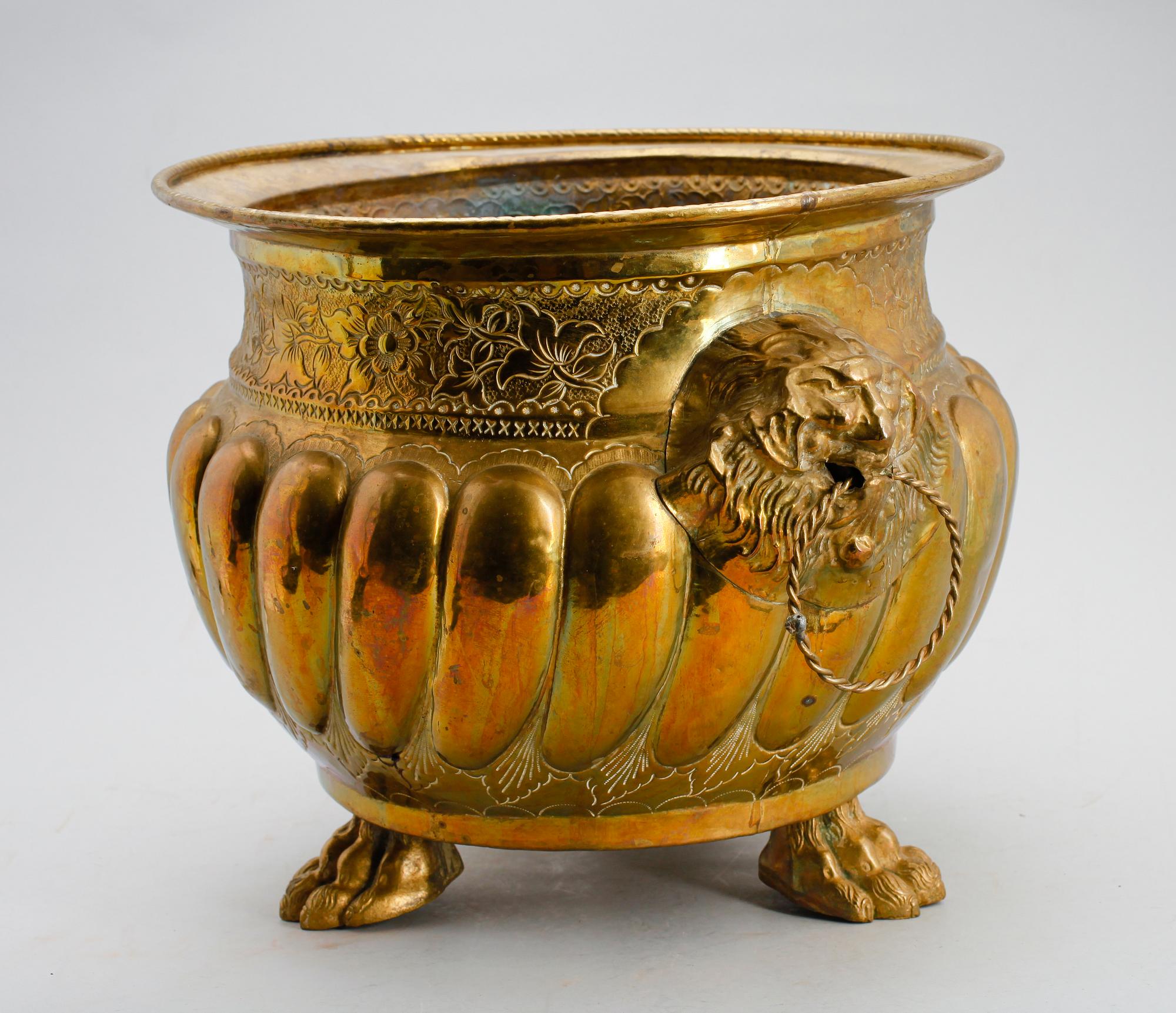 YTTERFODER, mässing, 1800-/1900-tal.