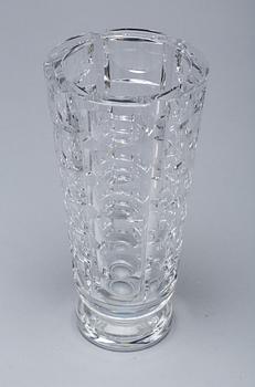VASER, 2 st, glas, Simon Gate för Orrefors, modellen formgiven 1934.