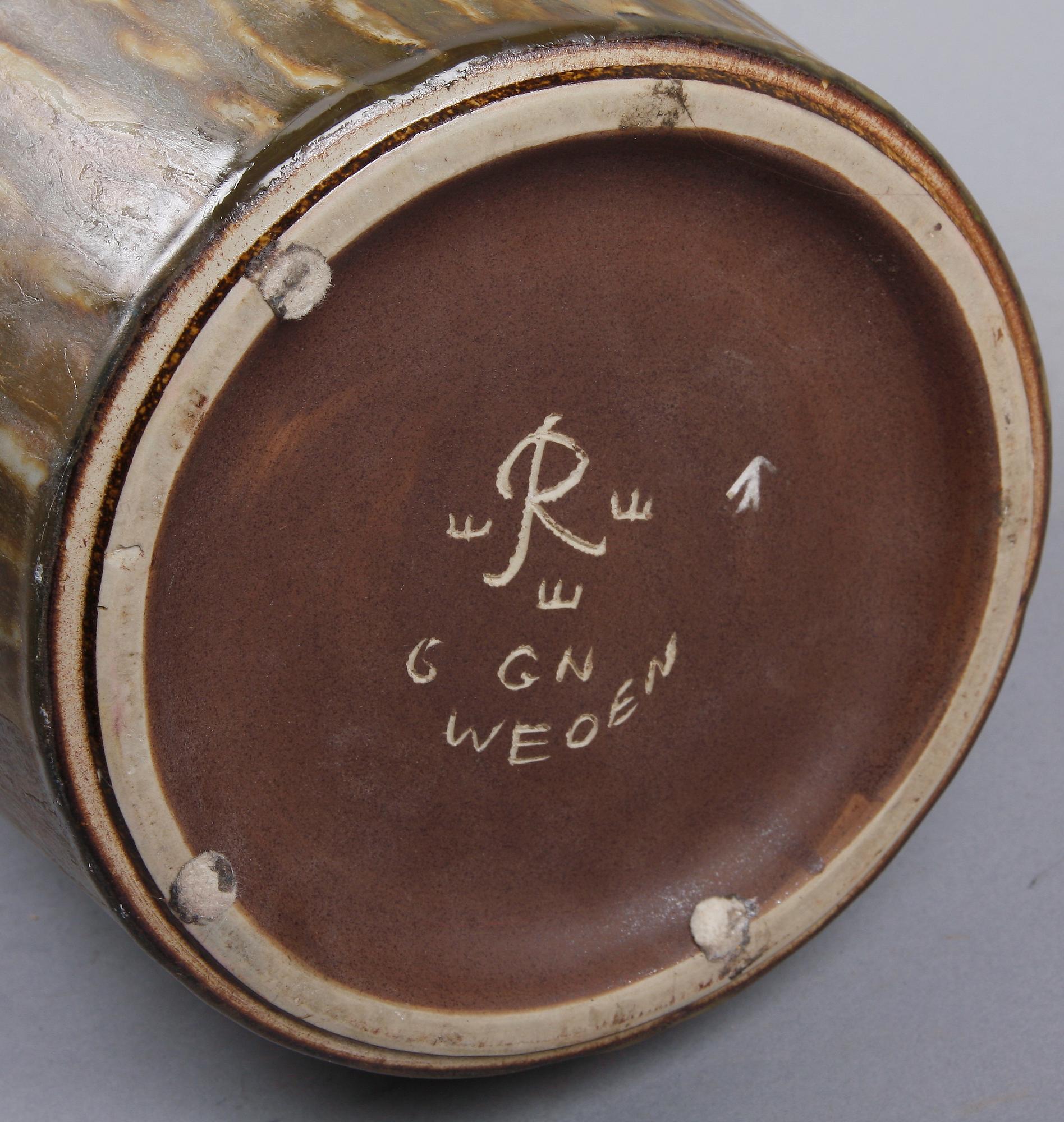 GOLVVAS, stengods, "Rubus", Gunnar Nylund, Rörstrand. Sign.