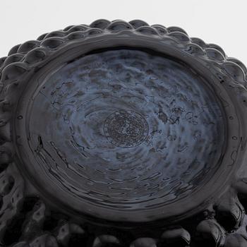 Carina Seth Andersson, vas, glas "Dagg", Firma Svenskt Tenn, lanserad 2009.
