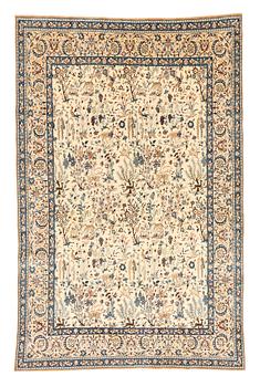 309. A rug, semi-antique/old Nain, part silk, ca 250,5 x 162 cm.