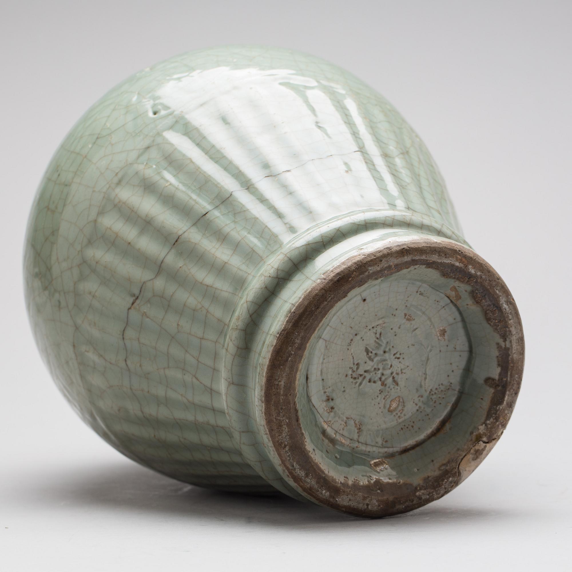 URNA, keramik. Ming (1368-1644).