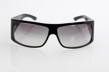 SOLGLASÖGON, Christian Dior.