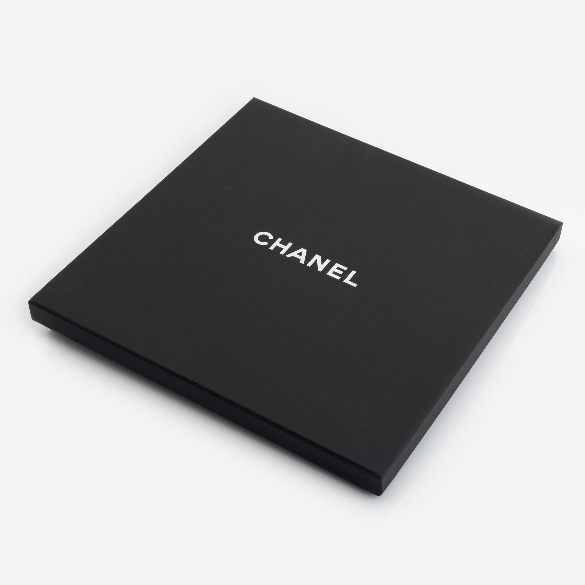 Chanel, scarf/krage.