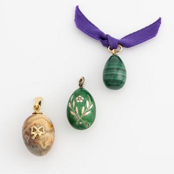 Necklace with jeweled egg, 14K gold and metal.