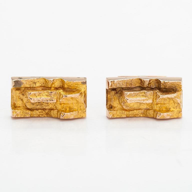 Björn Weckström,A pair of 14K gold cufflinks 'Kultaraanu'. Lapponia 1967.