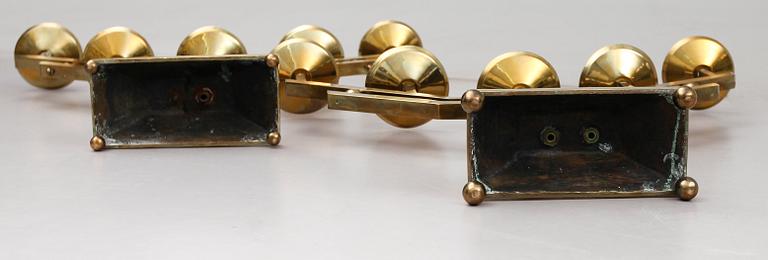 KANDELABRAR, 2 st snarlika, mässing, art déco, 1900-talets första hälft.