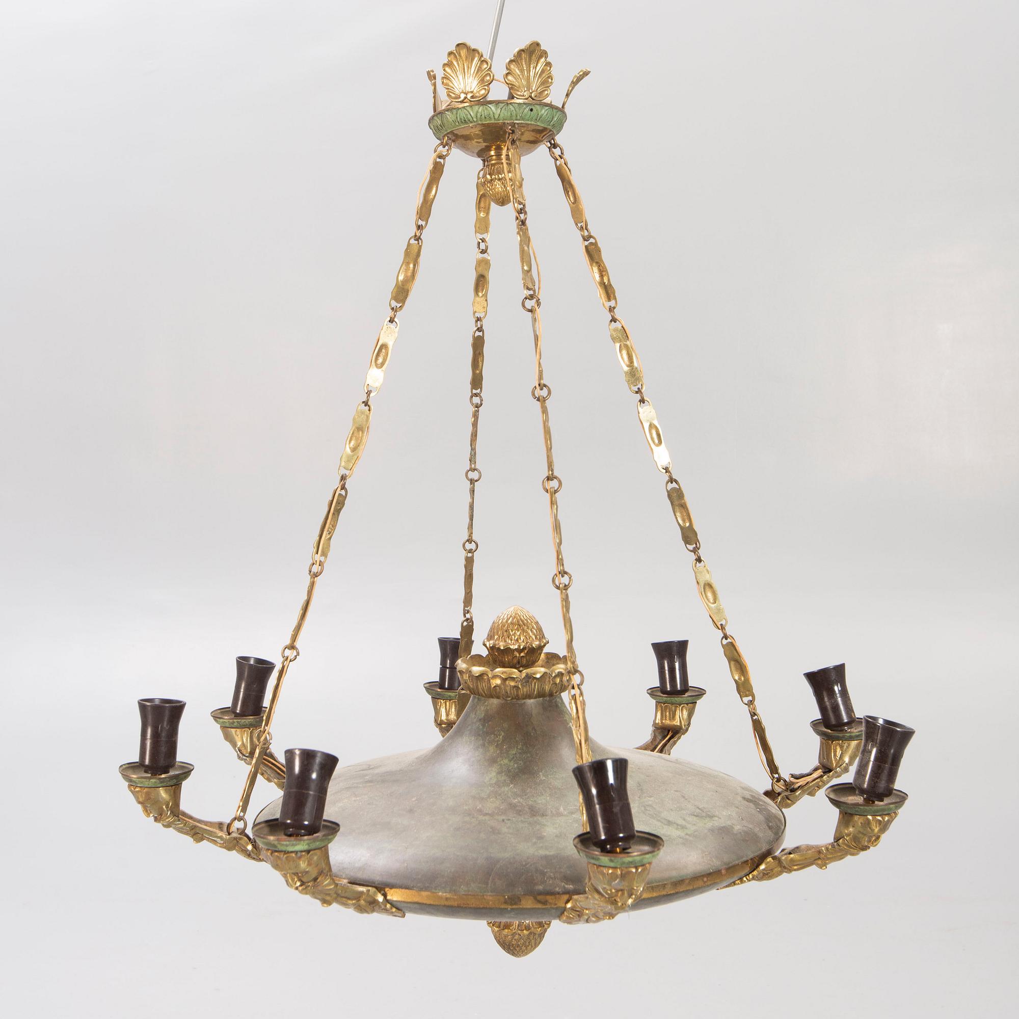 An empires style mid 1900s celing pendant.